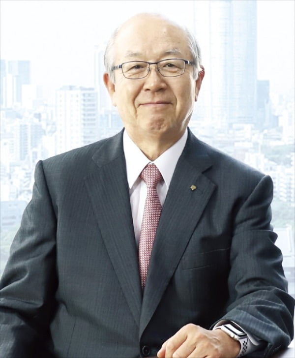 在日韓国人３世の実業家、大山健太郎アイリスオーヤマ会長は１９歳の時に引き継いだプラスチック会社を５６年間で売上高６９００億円の企業に育てた。　アイリスオーヤマ提供