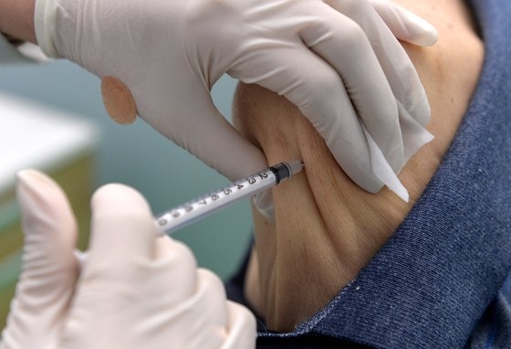 １１日、新型コロナワクチン接種が行われている大田の予防接種センター。　キム・ソンテ記者