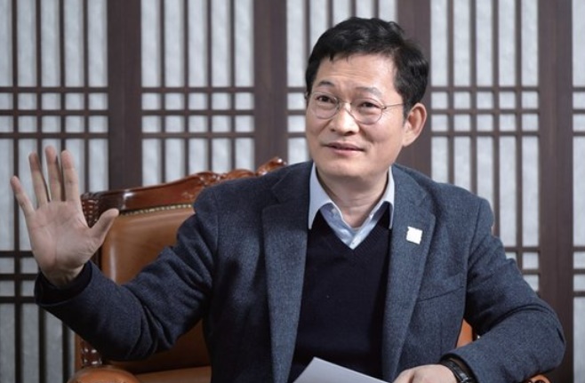 韓国与党「共に民主党」の宋永吉（ソン・ヨンギル）代表