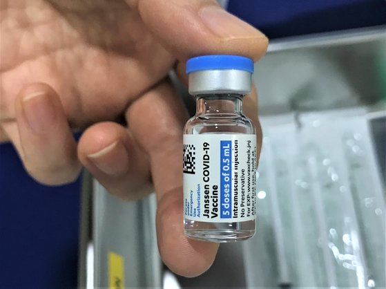 ヤンセンワクチンのバイアル瓶。ムン・ヒチョル記者