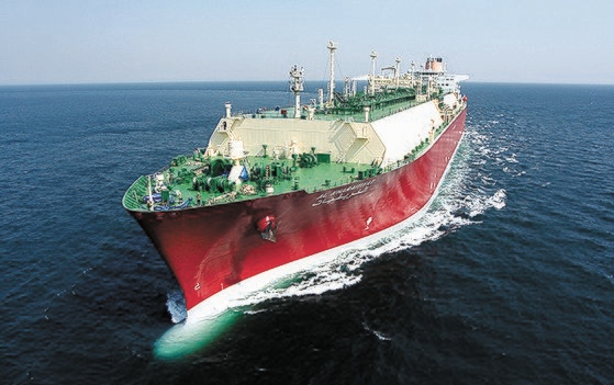 現代重工業が建造した液化天然ガス（ＬＮＧ）運搬船。［写真　現代重工業］