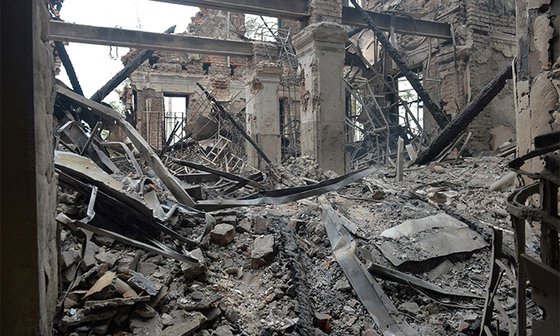 ロシアの攻撃で破壊されたハリコフの学校