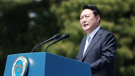 尹錫悦大統領が５月の第２０代大統領就任式で就任の辞を述べている。この日の就任の辞では「自由」を強調した。キム・ソンリョン記者