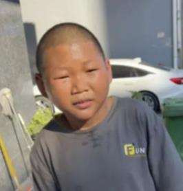 求職難に苦しんだという２７歳の中国人男性Ｍｕ　Ｓｈｅｎｇさん。［写真　オンライン　キャプチャー］