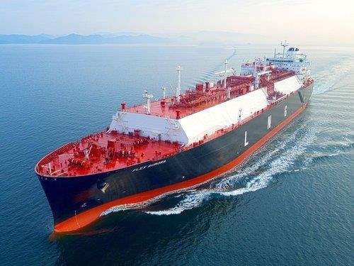 ７月、韓国造船海洋がカタール発大量発注プロジェクトの影響で大型液化天然ガス（ＬＮＧ）運搬船１０隻を３兆ウォン（約３１００億円）近い金額で受注した。韓国造船海洋が建造したＬＮＧ船。　写真提供＝韓国造船海洋