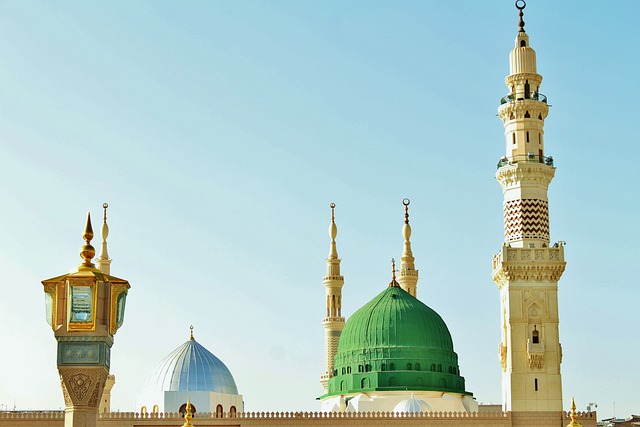 イスラム寺院（写真 pixabay)