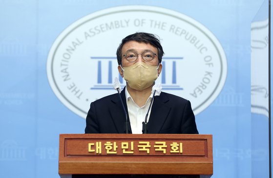 金宜謙（キム・ウィギョム）議員
