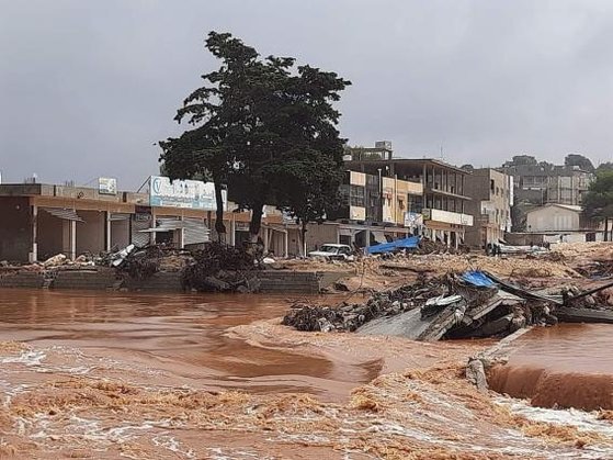 １０日（現地時間）、北アフリカ・リビアで発生した洪水で北東部の都市で少なくとも６０００人が亡くなった。［写真　国連世界気象機関　ホームページ　キャプチャー］