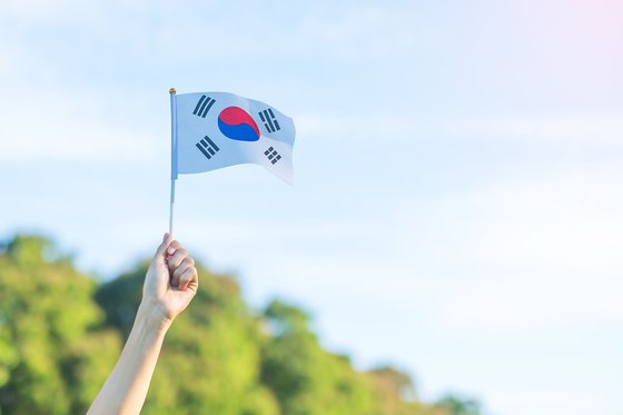 人生の全般的な質を自己評価してつけた幸福点数で、韓国は１４３カ国中５２位だった。経済力や健康期待寿命の点数は高かったが、人生の選択権を持つ自由、社会的支援などの項目は点数が低かった。［写真　Ｓｈｕｔｔｅｒｓｔｏｃｋ］