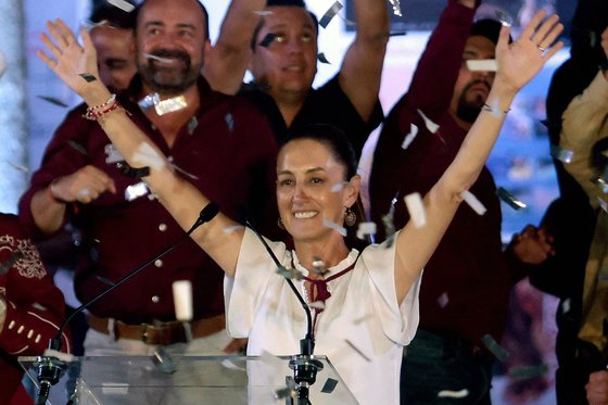 メキシコの大統領候補クラウディア・シェインバウム氏。［写真　ＡＦＰ＝聯合ニュース］