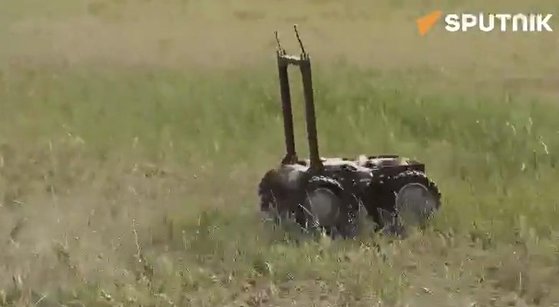 ロシアの地上ドローン「リャグーシカ」［ホームページ　キャプチャー］