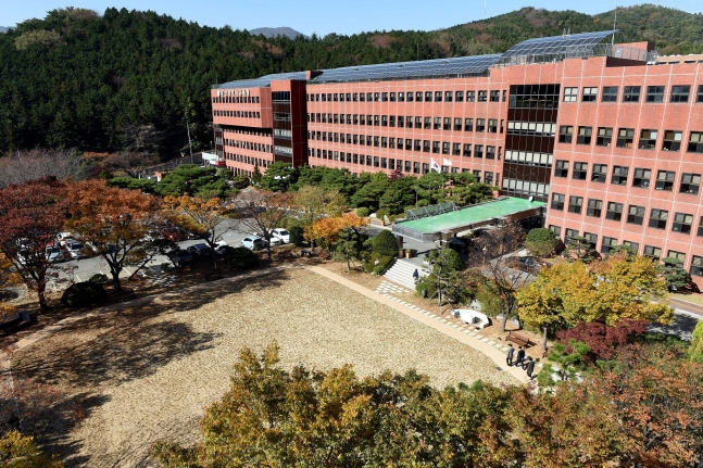 釜山（プサン）教育庁全景。［写真　釜山教育庁］