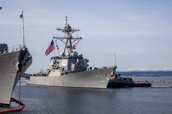 寿命の延長が決定したＤＤＧ－５２バリー　［米海軍］