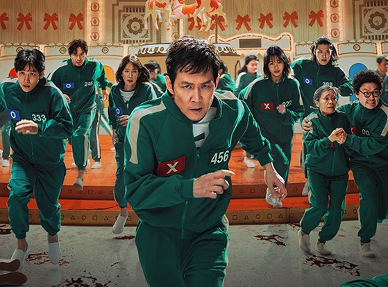 公開３週目、Ｎｅｔｆｌｉｘグローバル１位の座を守っているＮｅｔｆｌｉｘドラマ『イカゲーム』シーズン２。Ｎｅｔｆｌｉｘで史上３番目に多く視聴されたドラマになった。［写真　Ｎｅｔｆｌｉｘ］