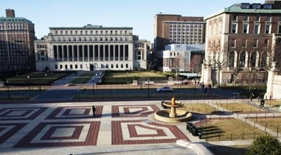 米国ニューヨークにあるコロンビア大学の校庭。［写真　ＡＰ＝聯合ニュース］
