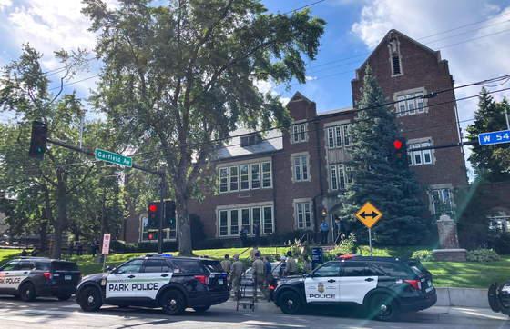 米ミネソタ州ミネアポリスのある学校で２７日（現地時間）、銃撃事件が発生した。［写真　ＡＦＰ＝聯合ニュース］