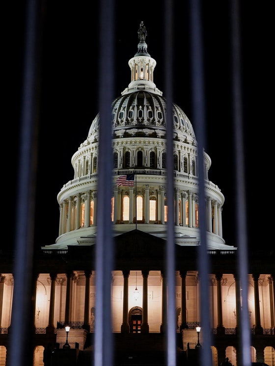 先月30日の米国連邦議会議事堂。数時間後に連邦政府はシャットダウンされた。 ［ロイター＝聯合ニュース］