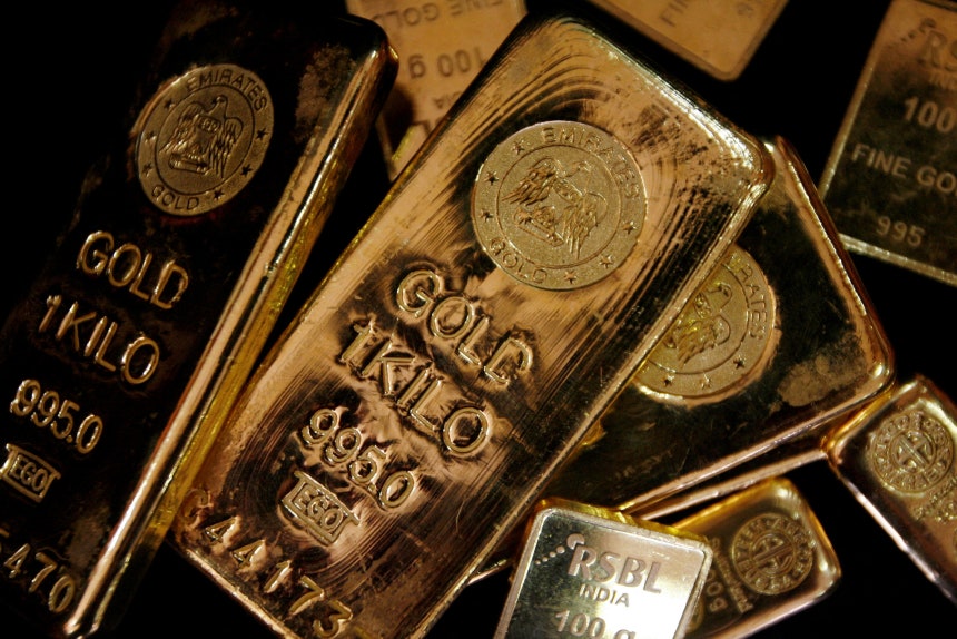 インド北部チャンディガルの金細工店に展示された金塊。［写真 ロイター＝聯合ニュース］