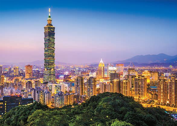 台北101の全景。［中央フォト］