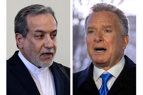イランのアラグチ外相（左）、米国のウィトコフ中東担当特使 ［AP＝聯合ニュース］