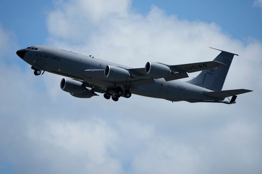 米空軍のKC－135空中給油機 ［AP＝聯合ニュース］