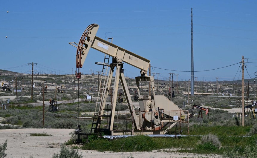 米カリフォルニア州のある油田。AFP＝聯合ニュース