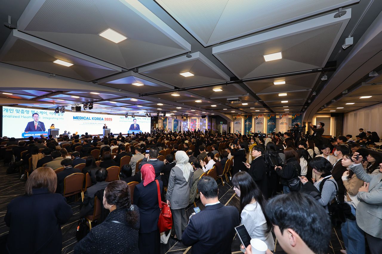 昨年3月にCOEXで開かれた「メディカルコリア2025」開幕式。［写真 韓国保健産業振興院］