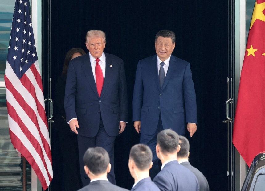 昨年10月30日、アジア太平洋経済協力（APEC）首脳会議を機に釜山（プサン）で開かれたドナルド・トランプ米国大統領と習近平中国国家主席が二国間会談後、共に会談場を後にしている。ロイター＝聯合ニュース