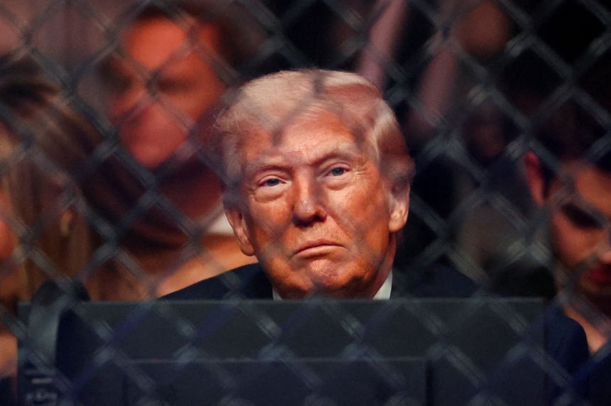 ドナルド・トランプ米国大統領が11日（現地時間）、フロリダ州マイアミで開催されたUFCの試合を観戦した。ロイター＝聯合ニュース