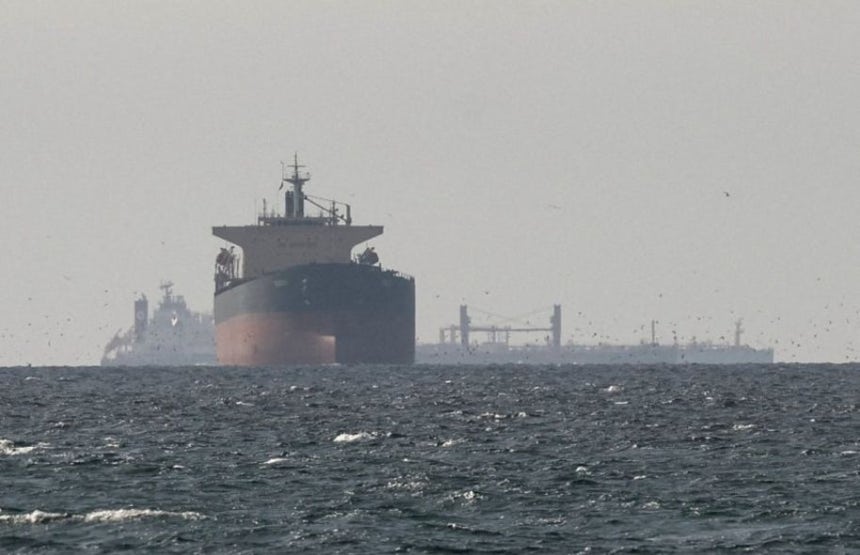 日本の船舶が通行料を支払わずにホルムズ海峡を無事に通過したことが明らかになった。