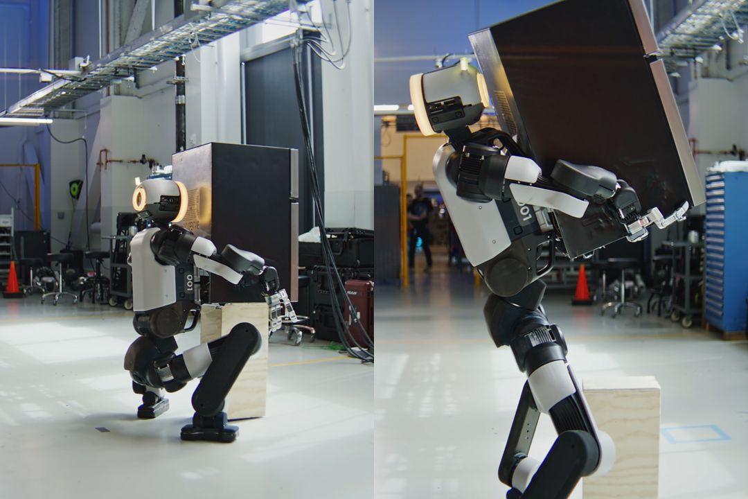 現代自動車グループのボストン・ダイナミクスが18日にヒューマノイドロボット「アトラス」が重さ23キログラムの冷蔵庫を持って運ぶ場面を公開した。［写真 ボストン・ダイナミクス］