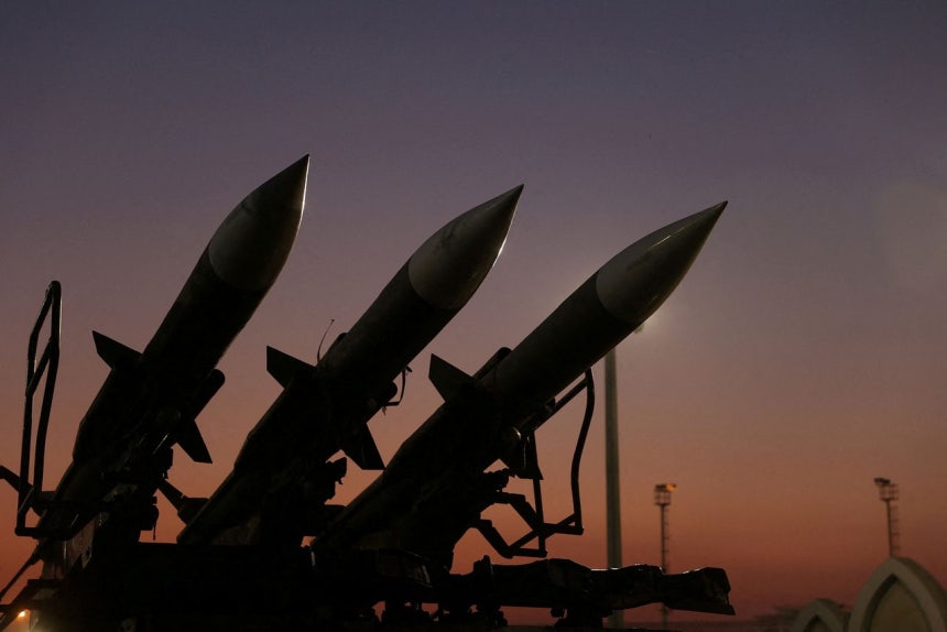 イラン革命防衛隊（IRGC）宇宙航空博物館に展示されたミサイル。ロイター＝聯合ニュース