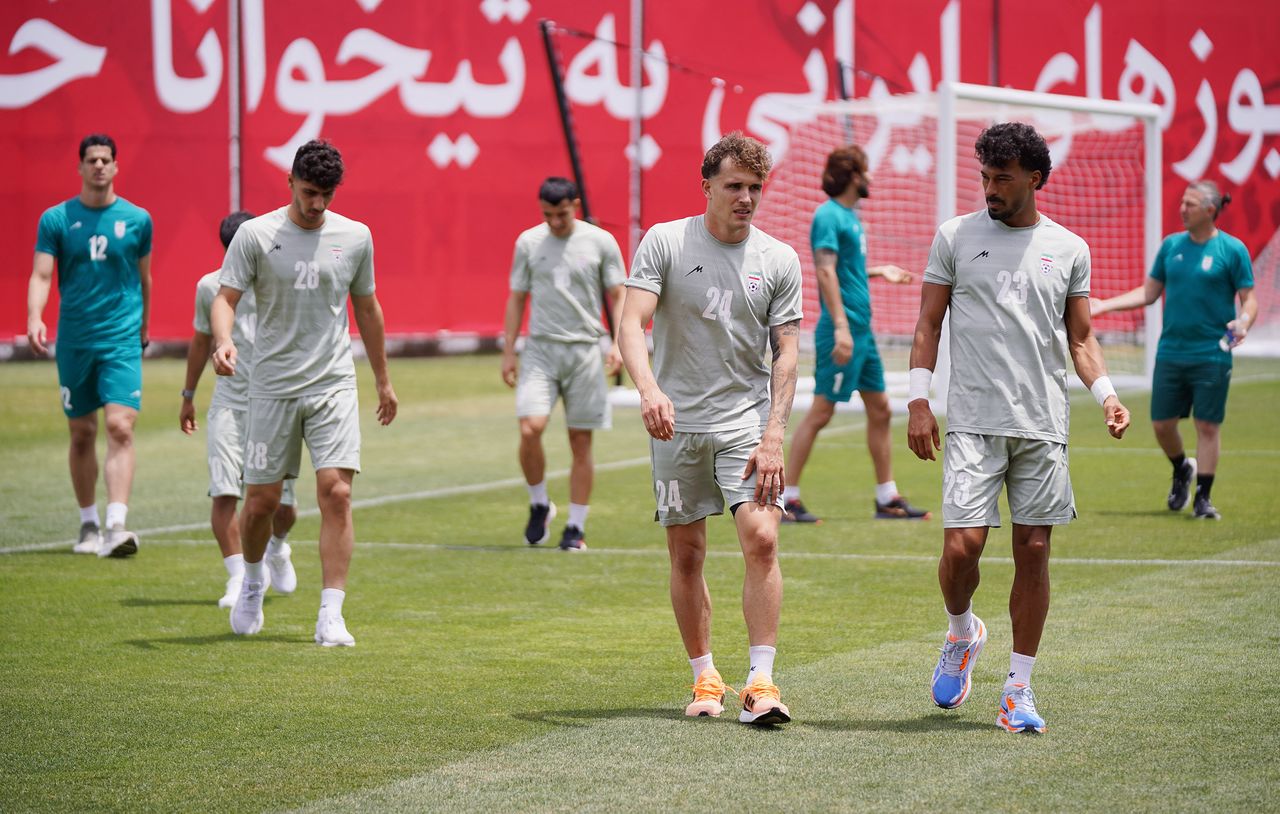 メキシコで北中米W杯の試合に向けて練習するイラン代表選手たち ［ロイター＝聯合ニュース］