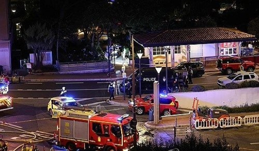   爆発現場付近に配置された救助隊と警察。AFP＝聯合ニュース