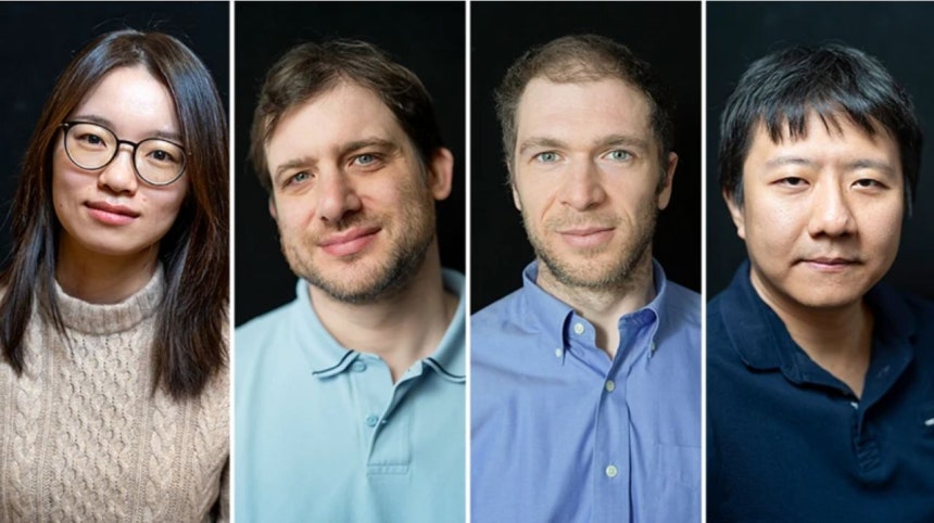 「数学界のノーベル賞」と呼ばれるフィールズ賞を受賞する王虹・ニューヨーク大学教授、ジェイコブ・ツィマーマン・トロント大学教授、ジョン・パードン・ストーニーブルック大学教授、鄧煜・シカゴ大学教授（左から）。［サイモンズ財団］