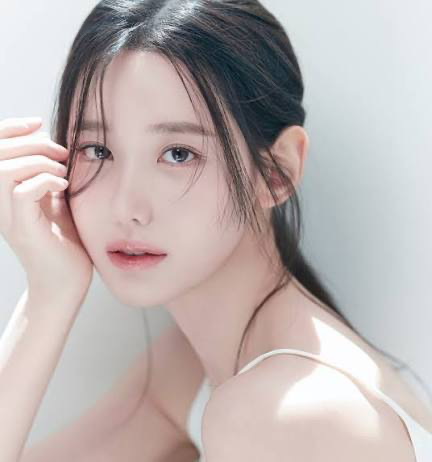 女優シン・ジウォン。SNSキャプチャー