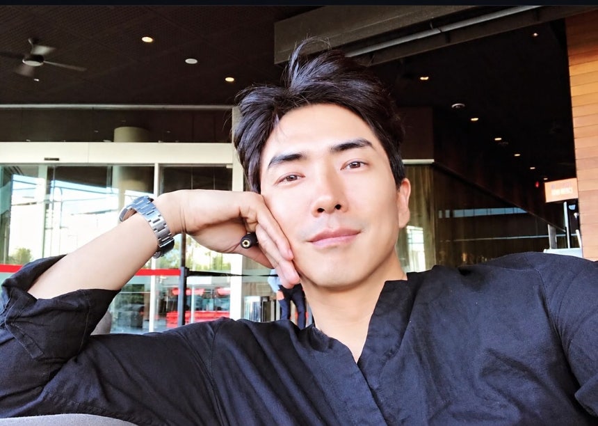  俳優コ・セウォン。［インスタグラム キャプチャー］