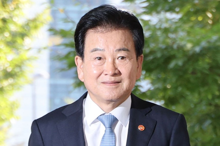 鄭東泳（チョン・ドンヨン）統一部長官