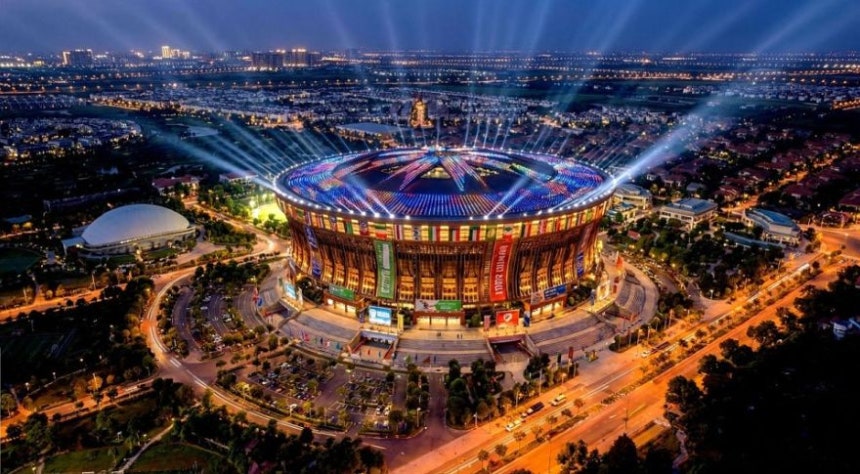 13万人以上を収容できる世界最大規模のビンファスト・チョンドンスタジアムの仮想イメージ。［ユーチューブ キャプチャー］