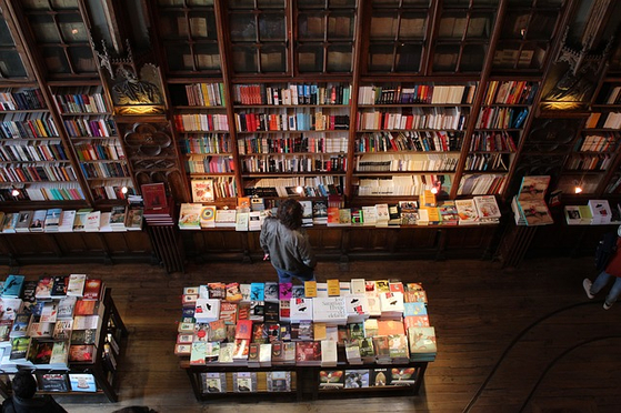書店。［写真 Pixabay］