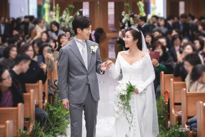 俳優イ・ワンとプロゴルファーのイ・ボミの結婚式 ［写真 STORYJCOMPANY］